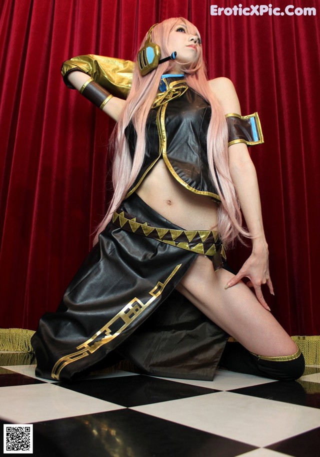 Cosplay Ivy - Treesome Photo Thumbnails No.a36700